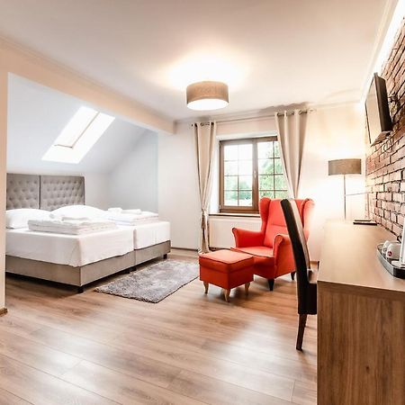Apartamenty Kapitanskie Oława Exteriör bild
