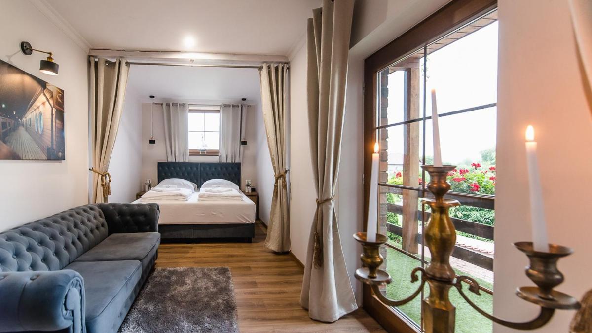Apartamenty Kapitanskie Oława Exteriör bild