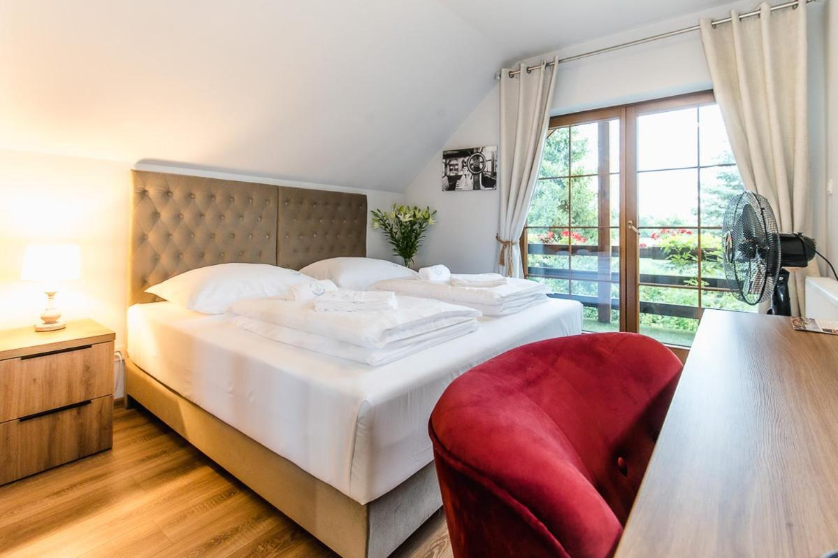 Apartamenty Kapitanskie Oława Exteriör bild